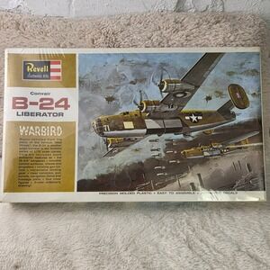 Revell Authentic Kits 1:72 Scale‎ Convair B24 Liberator Warbird Model Kit H203